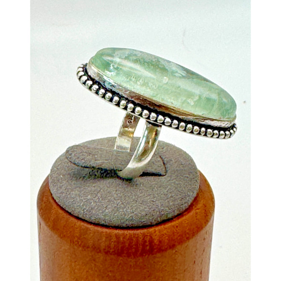 Prehnite Stone Estate Ring .925 Stone Sz 6.5 11.29 Grams - 1 1/4" - Picture 3 of 3